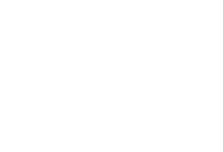 YH13 STUDIO